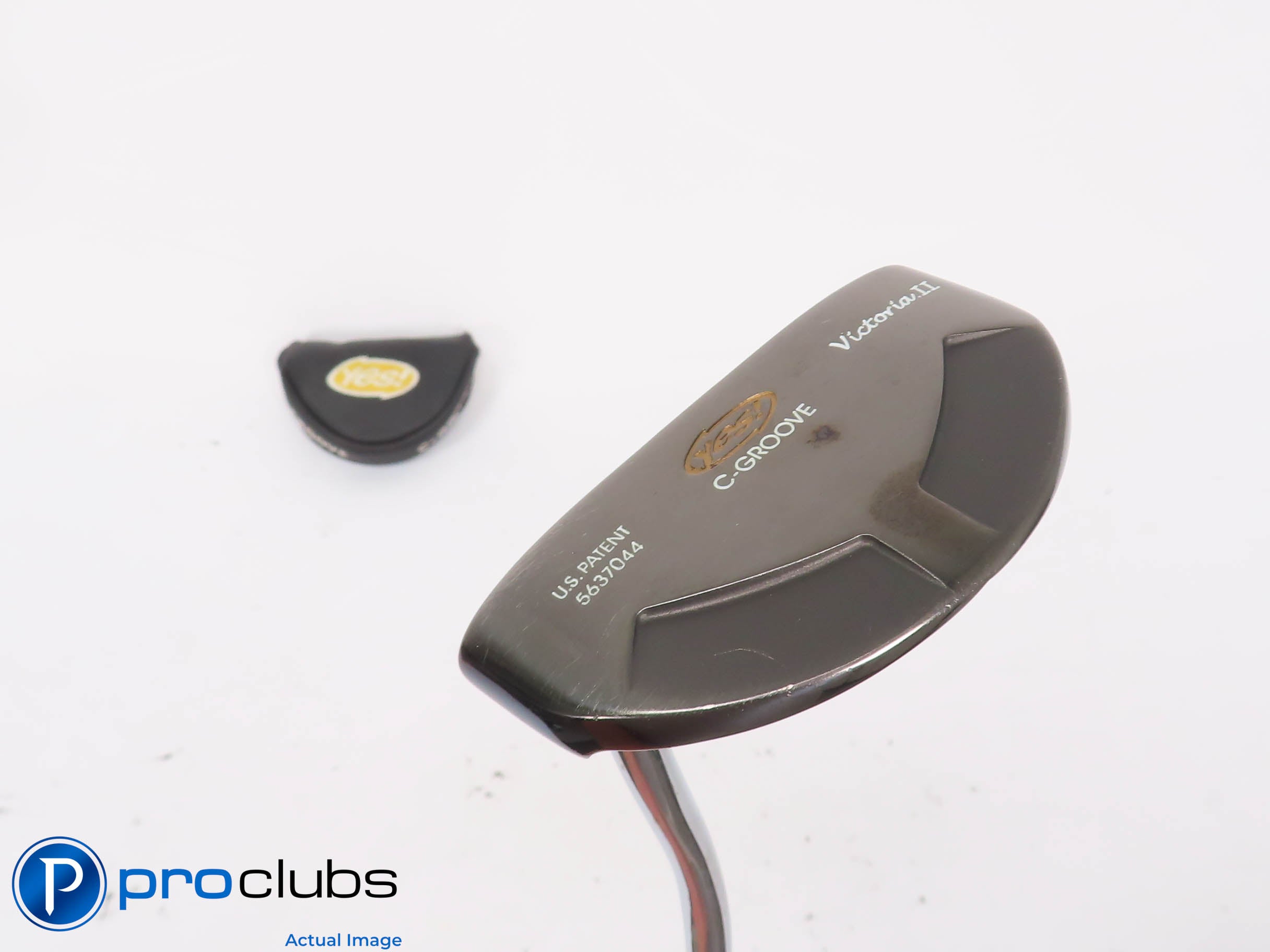 Left Handed YES! Victoria II C-Groove 36" Putter w/Cover #445585