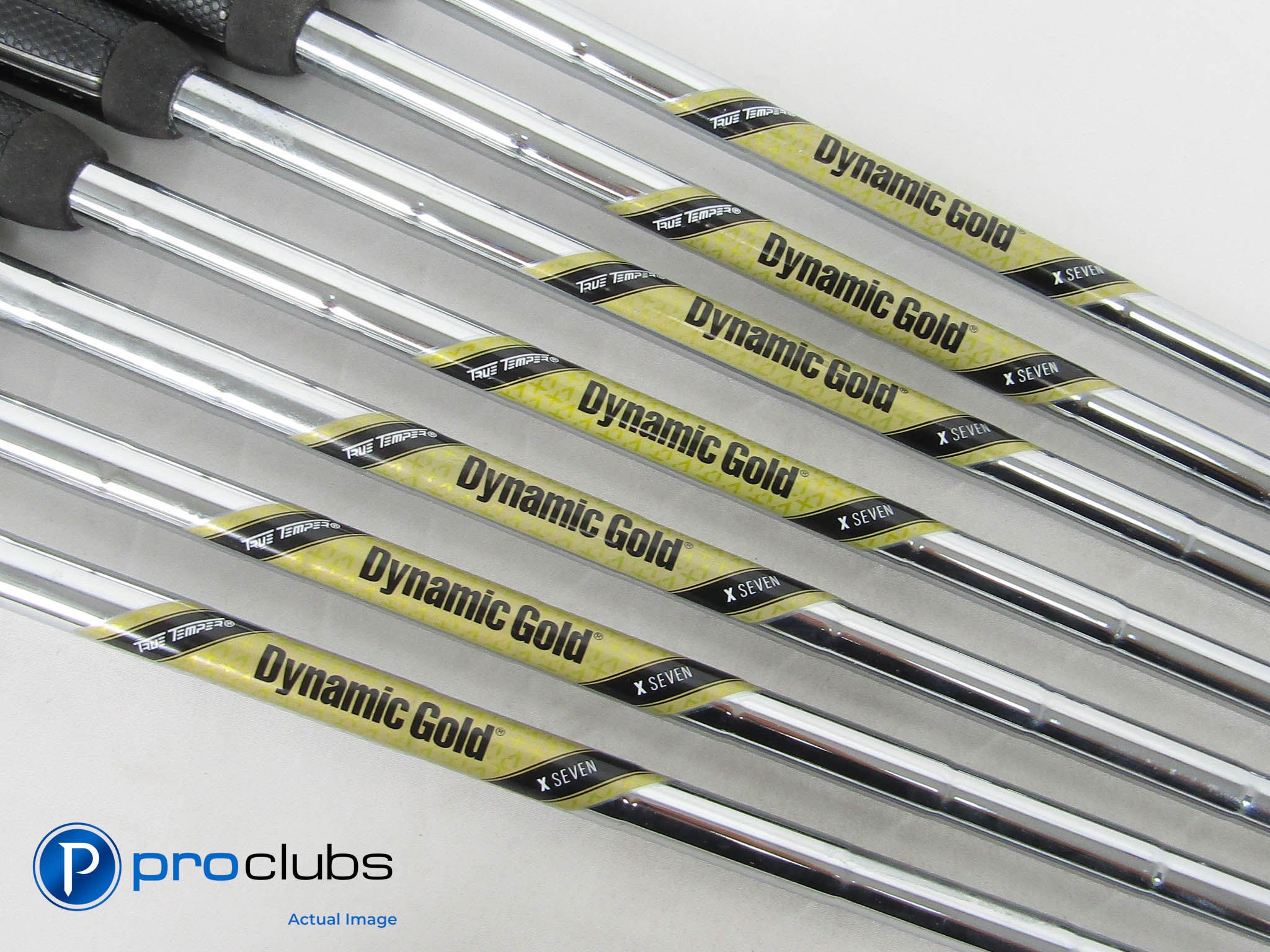Dynamic Gold X SEVEN X-Flex Steel Iron Shaft Set (4-PW) .355" w/ Grips #445945