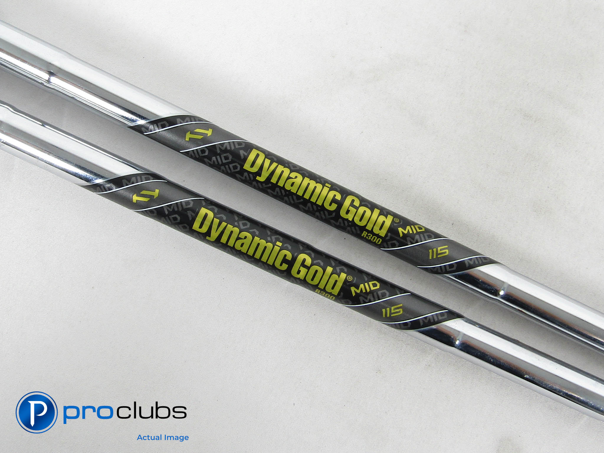 2pc Dynamic Gold MID 115 R300 Regular Flex Wedge Shafts .370 Tip #461070