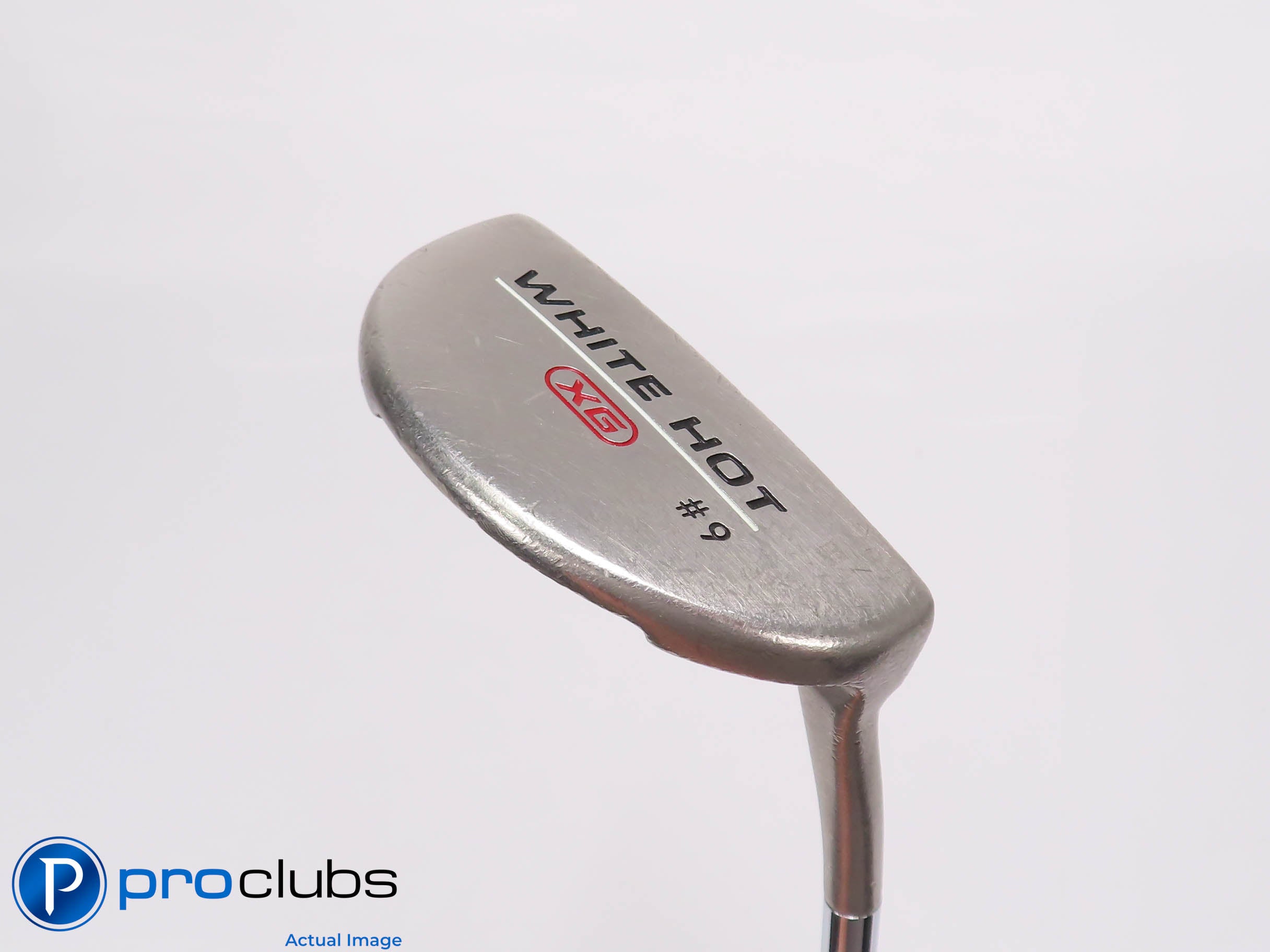Odyssey White Hot XG #9 32.5" Putter - 459898
