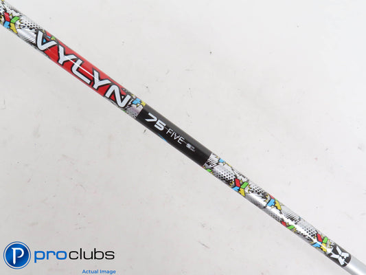 VA COMPOSITES VYLYN 75 FIVE X-Flex Driver Shaft w/ TaylorMade Tip #409264