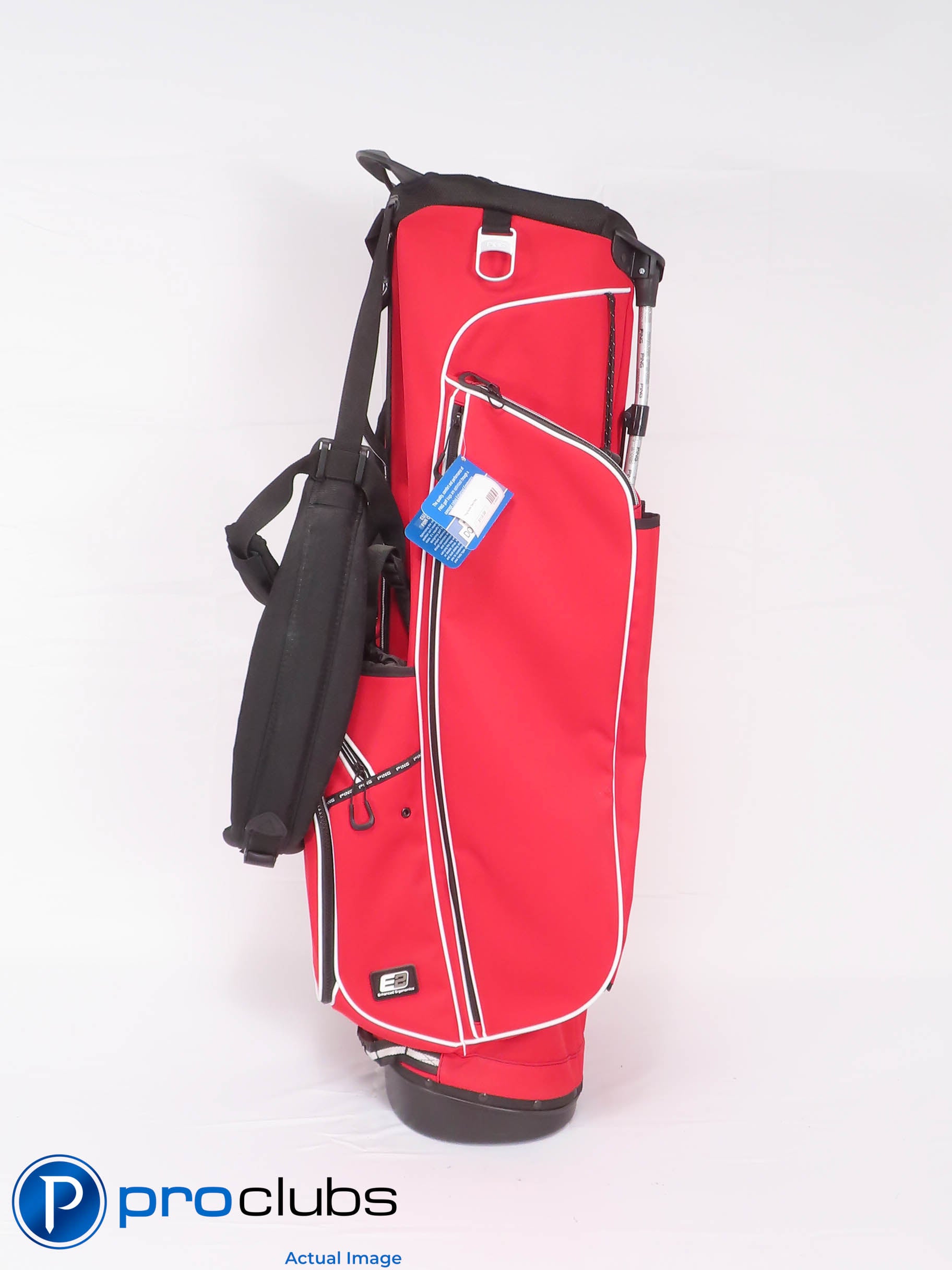 Nice Ping Hoofer E2 Carry / Stand Golf Bag w/Rainhood - Red 465373