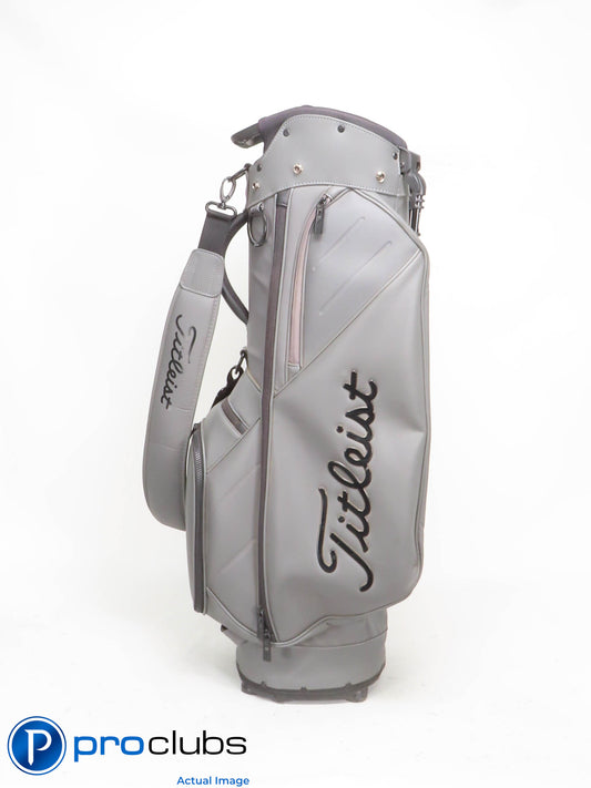 Nice! Titleist Japan Carry / Stand Bag w/ Single Strap w/ Rainhood - 427678