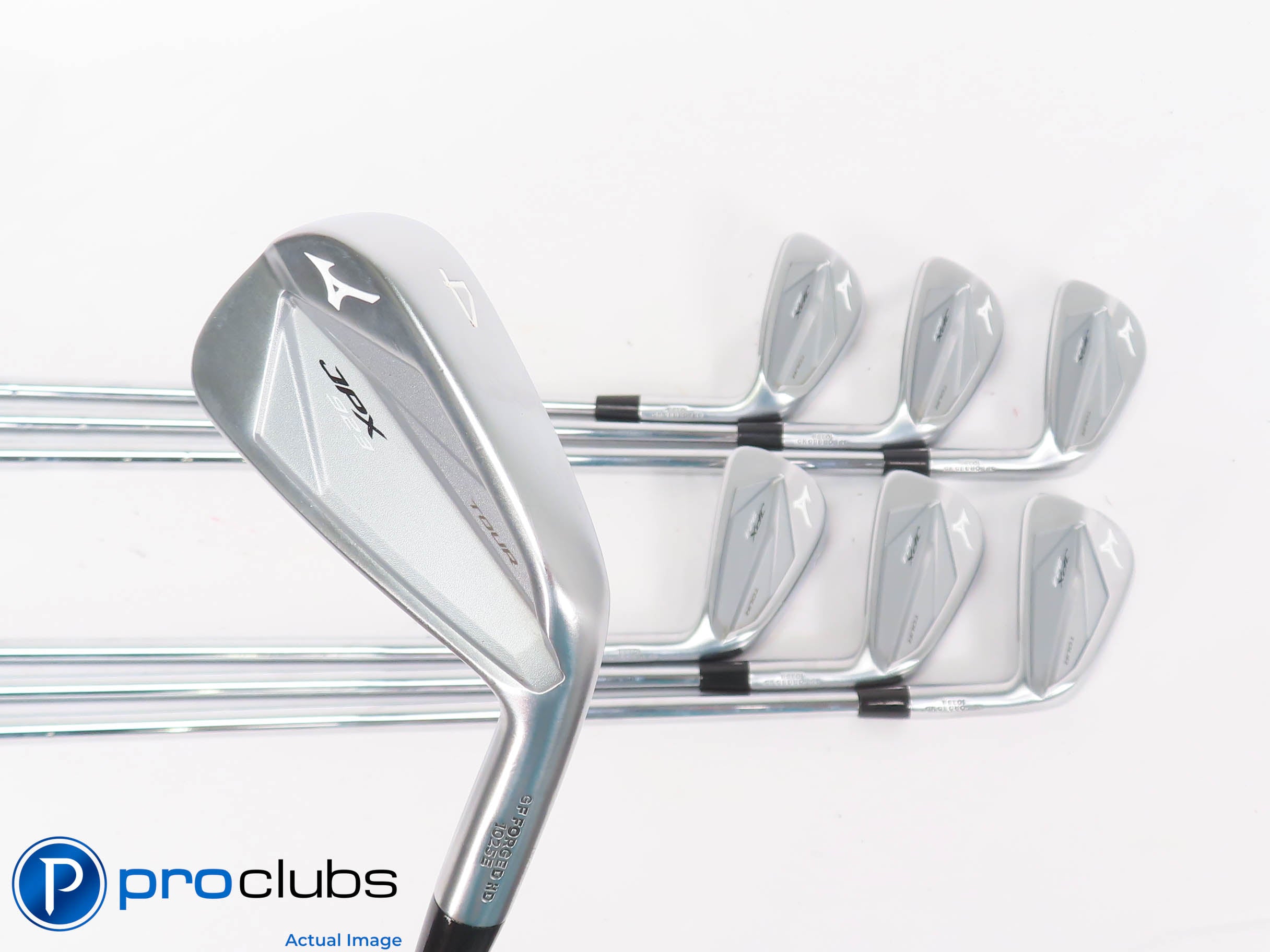 Nice Mizuno JPX923 Tour 4-PW IRON SET - DG 105 Regular Flex Steel +1/2" 448264